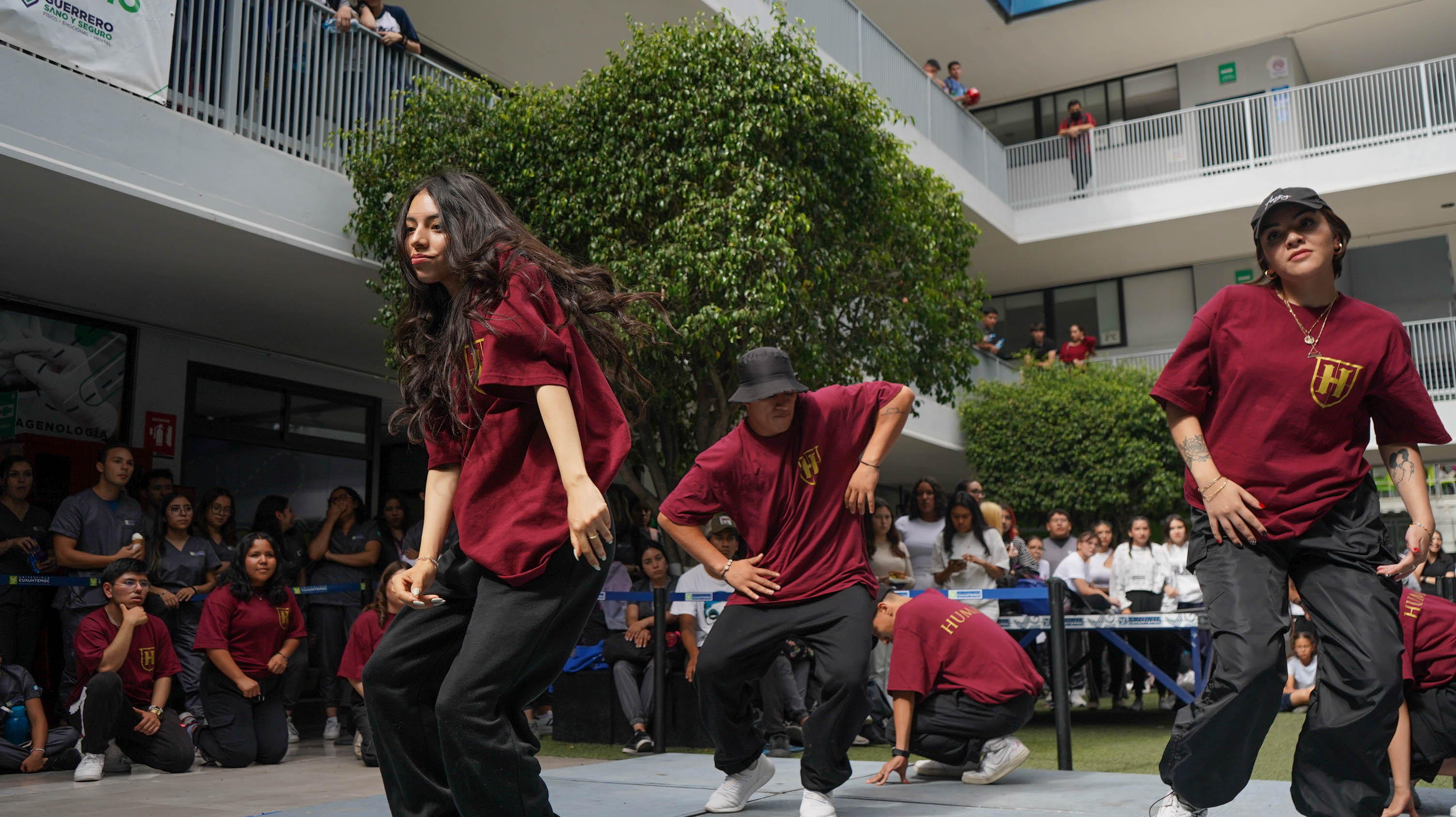 ¡ASÍ SE CELEBRÓ EL DÍA DE LA DANZA EN LA UNIVERSIDAD CUAUHTÉMOC!